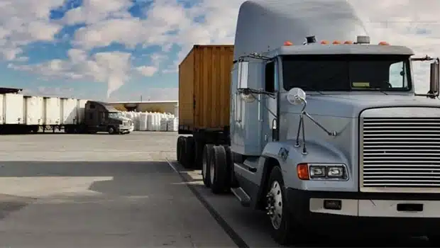 The Complete Guide to Obtaining & Renewing Your Commercial Driver’s License in Chicago The Complete Guide to Obtaining & Renewing Your Commercial Driver’s License in Chicago