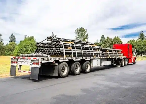 How to Secure Load on Flatbed YOUR TRUSTED PARTNER FOR COMPREHENSIVE FLEET MANAGEMENT SOLUTIONS
