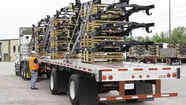 How to Secure Load on Flatbed How to Secure Load on Flatbed
