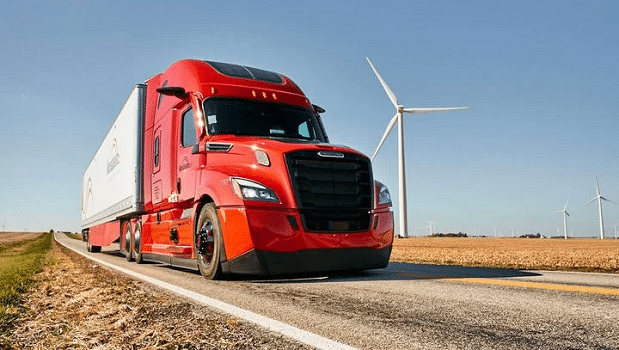 How Does the Trucking Industry Benefit the Supply Chain?
